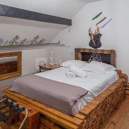 Mamie Jane Co-Munity Hotel Екс ле Бен Екстериор снимка