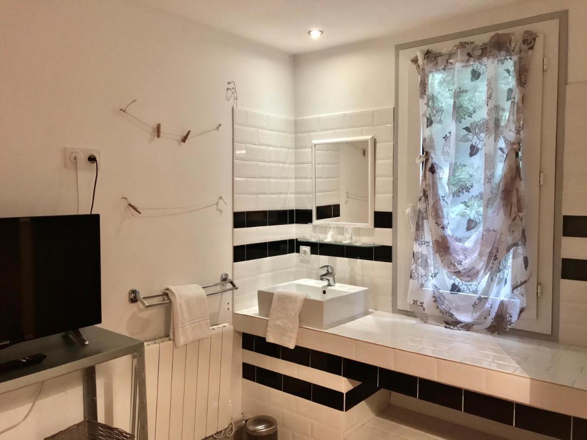 Mamie Jane Co-Munity Hotel Екс ле Бен Екстериор снимка